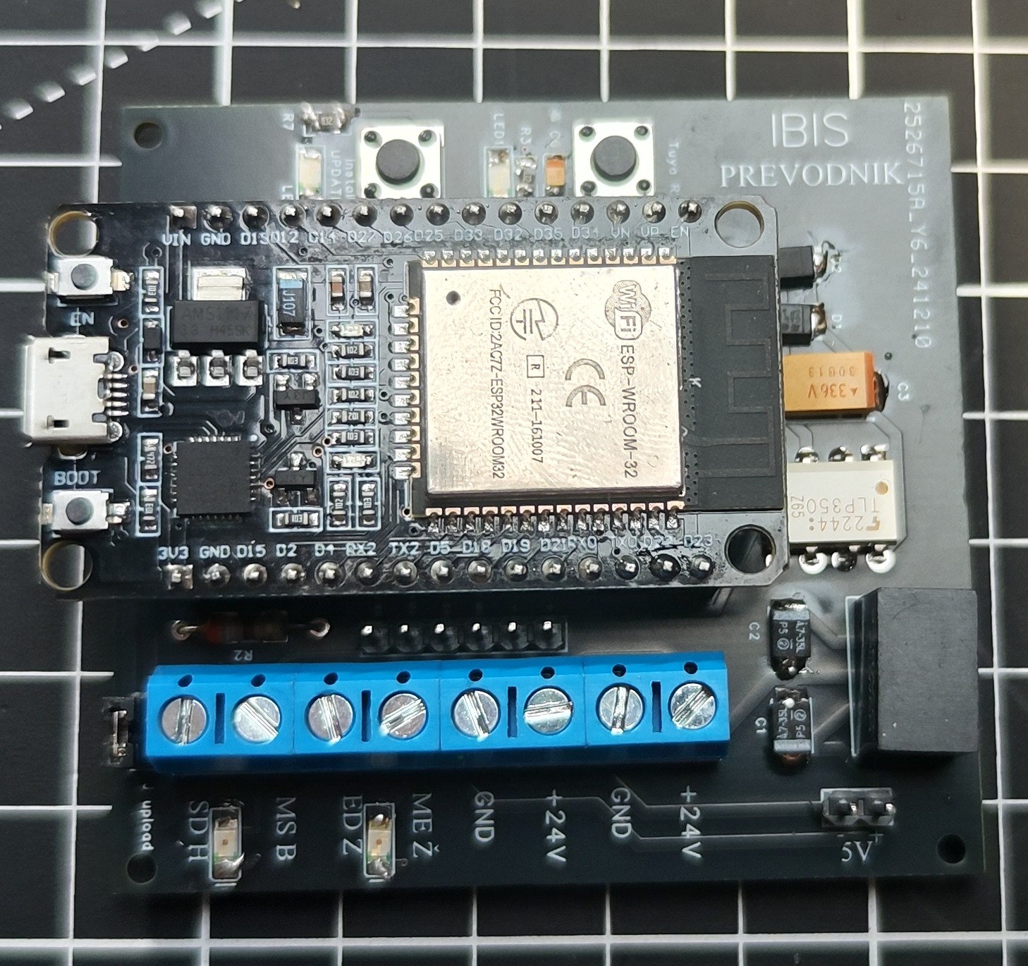 MHD panel